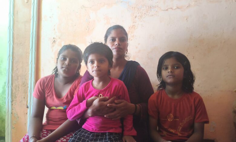 विधवा की गुहार पर डीएम का बड़ा फैसला: ऋण बीमा धोखाधड़ी में बैंक सील विधवा की गुहार पर डीएम का बड़ा फैसला: ऋण बीमा धोखाधड़ी में बैंक सील