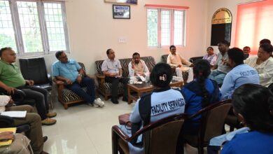 राज्य सफाई कर्मचारी आयोग के उपाध्यक्ष ने दून कोरोनेशन में सफाई कार्मिकों की सुनी समस्या राज्य सफाई कर्मचारी आयोग के उपाध्यक्ष ने दून कोरोनेशन में सफाई कार्मिकों की सुनी समस्या