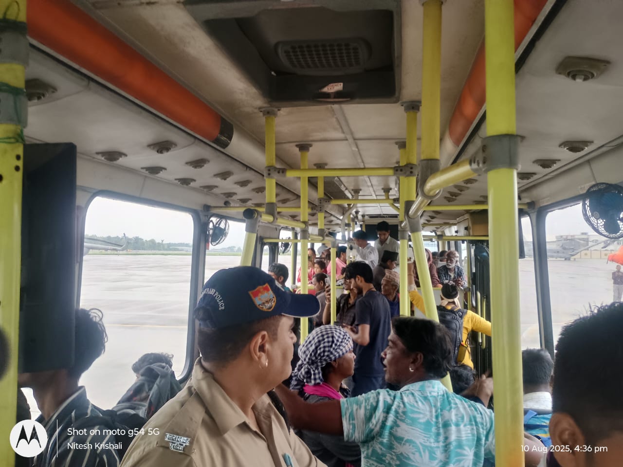 धराली आपदा से फंसे 36 लोगों को रविवार को वायु सेना के विमान से पहुंचाया गया देहरादून जौलीग्रांट