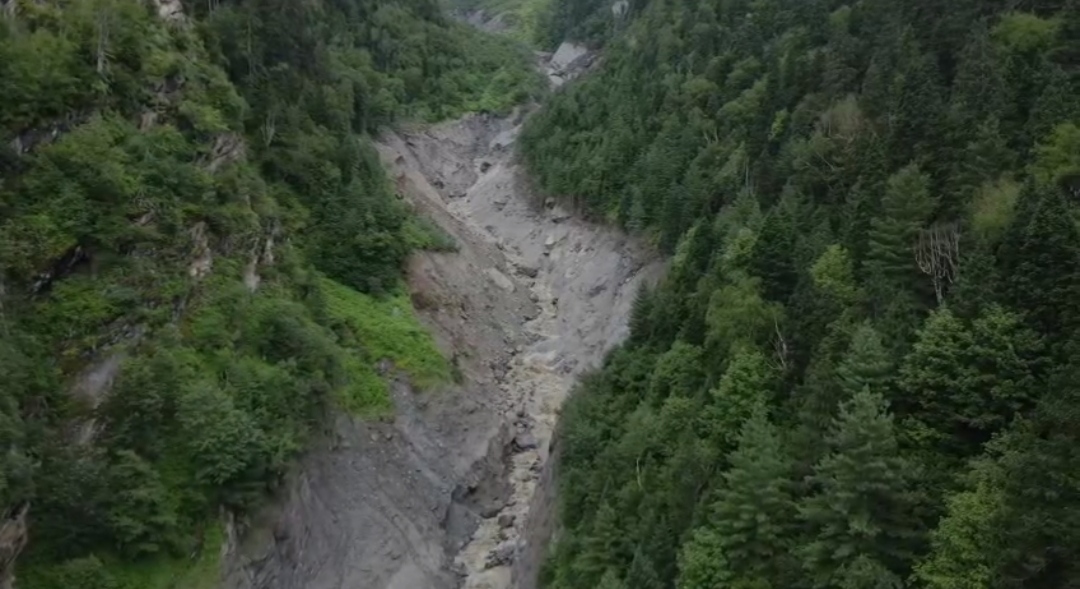 भूस्खलन प्रभावित हर्षिल-धराली में SDRF का ड्रोन ऑपरेशन