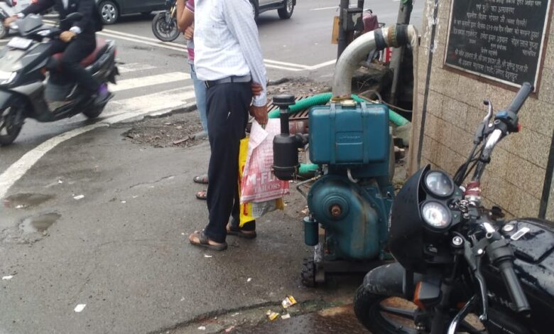 देहरादून में बारिश से जनजीवन प्रभावित, गंगा खतरे के निशान से ऊपर