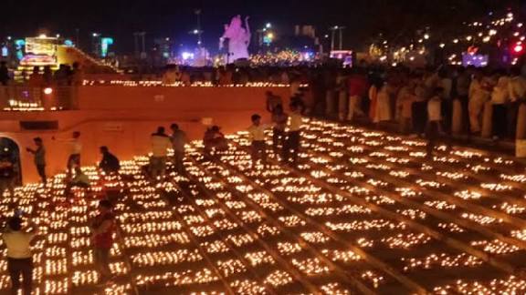 अयोध्या में जगमगाएँगे औषधीय गुणों वाले गोमय दीपक, जयपुर से भेजे जा रहे 5 लाख