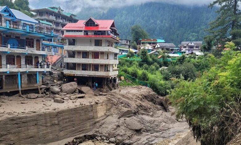 बद्दर मौसम से होटल व्यवसाय के बिगड़े हाल, उत्तराखंड होटेलर्स की मांग GST रियायत की