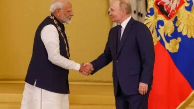 भारत और रूस 2030 तक व्यापार को 100 अरब डॉलर तक ले जाने के लिए तैयार, दोनों देशों ने नई साझेदारियाँ शुरू कीं भारत और रूस 2030 तक व्यापार को 100 अरब डॉलर तक ले जाने के लिए तैयार, दोनों देशों ने नई साझेदारियाँ शुरू कीं