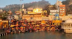 आस्था के आगे ठंड बेअसर: गंगा स्नान के लिए हरिद्वार-ऋषिकेश में भारी भीड़, उत्तरकाशी में आज माघ मेले का आगाज़ आस्था के आगे ठंड बेअसर: गंगा स्नान के लिए हरिद्वार-ऋषिकेश में भारी भीड़, उत्तरकाशी में आज माघ मेले का आगाज़