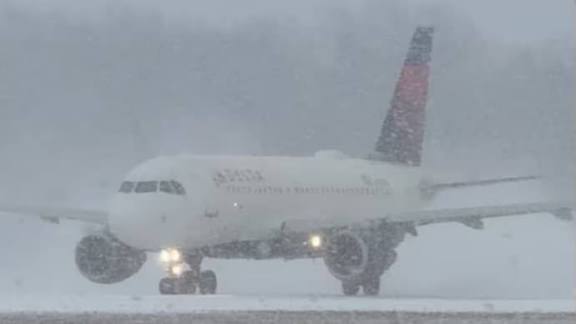 मौसम से लेकर मीडिया तक बड़ी खबरें: अमेरिका में उड़ानें रद्द, इंडिगो का फैसला, मार्क टली का निधन मौसम से लेकर मीडिया तक बड़ी खबरें: अमेरिका में उड़ानें रद्द, इंडिगो का फैसला, मार्क टली का निधन