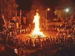 देशभर में होली का उत्साह: श्रद्धा और उल्लास के बीच मनाया जा रहा होलिका दहन, सुरक्षा के विशेष इंतजाम