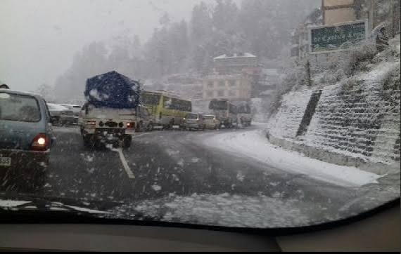 बारिश और बर्फबारी का डबल अलर्ट: उत्तराखंड के 9 जिलों में बिगड़ेगा मौसम, IMD की चेतावनी