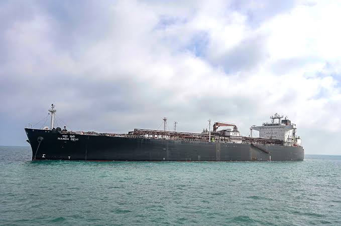 तनाव, निगरानी और जोखिम के बीच भी कायम भारत की समुद्री ताकत: ‘ग्रीन आशा’ ने स्ट्रेट ऑफ होर्मुज पार कर दिखाई मजबूती