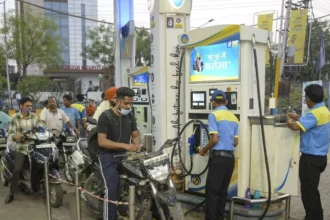 पेट्रोल-डीजल की कीमतों में फिर उछाल, जनता पर महंगाई की दोहरी मार