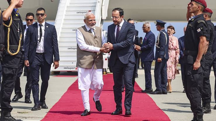 साइप्रस में पीएम मोदी का सम्मान, भारत-साइप्रस ने 5 वर्षीय रणनीतिक साझेदारी रोडमैप पर बनाई सहमति